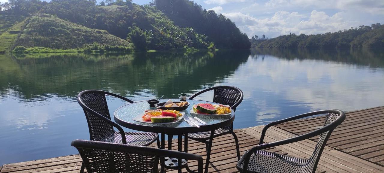Celeste Glamping Guatape Hotel Exterior photo