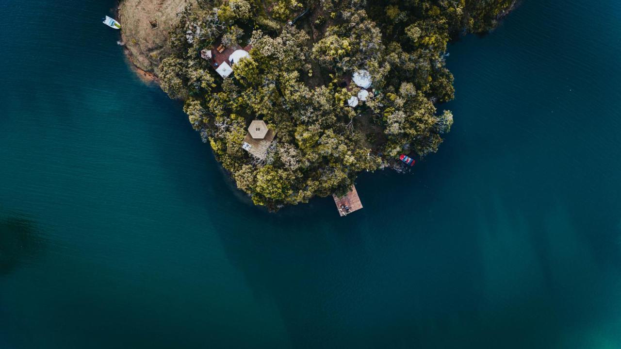 Celeste Glamping Guatape Hotel Exterior photo